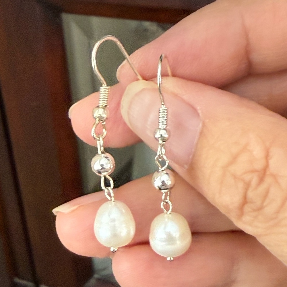 Cultured freshwater 8mm pearl and silver pyrite bead silver plated hoop earrings